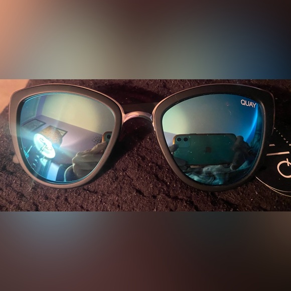 Quay Australia Accessories - Quay Australia Black Frame Sunglasses with blue Lenses
